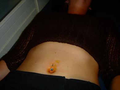 les 8 étapes du piercing au nombril